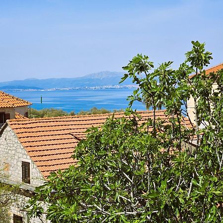 Apartmani Neva Supetar Εξωτερικό φωτογραφία