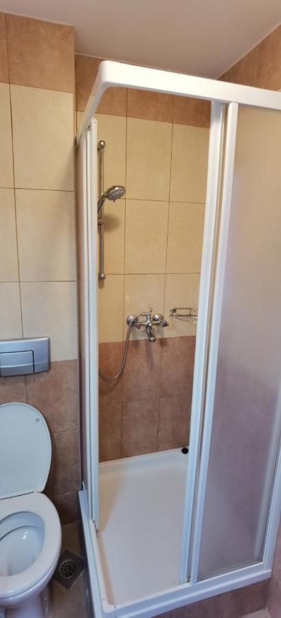 Apartmani Neva Supetar Εξωτερικό φωτογραφία