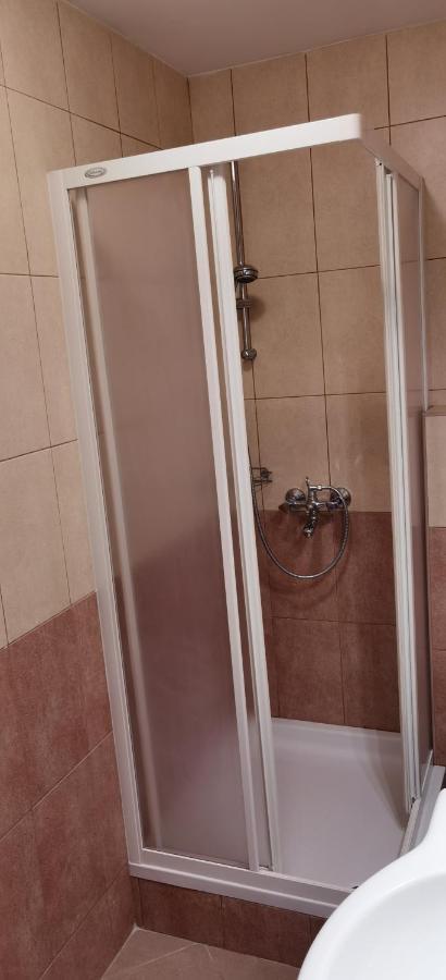 Apartmani Neva Supetar Εξωτερικό φωτογραφία