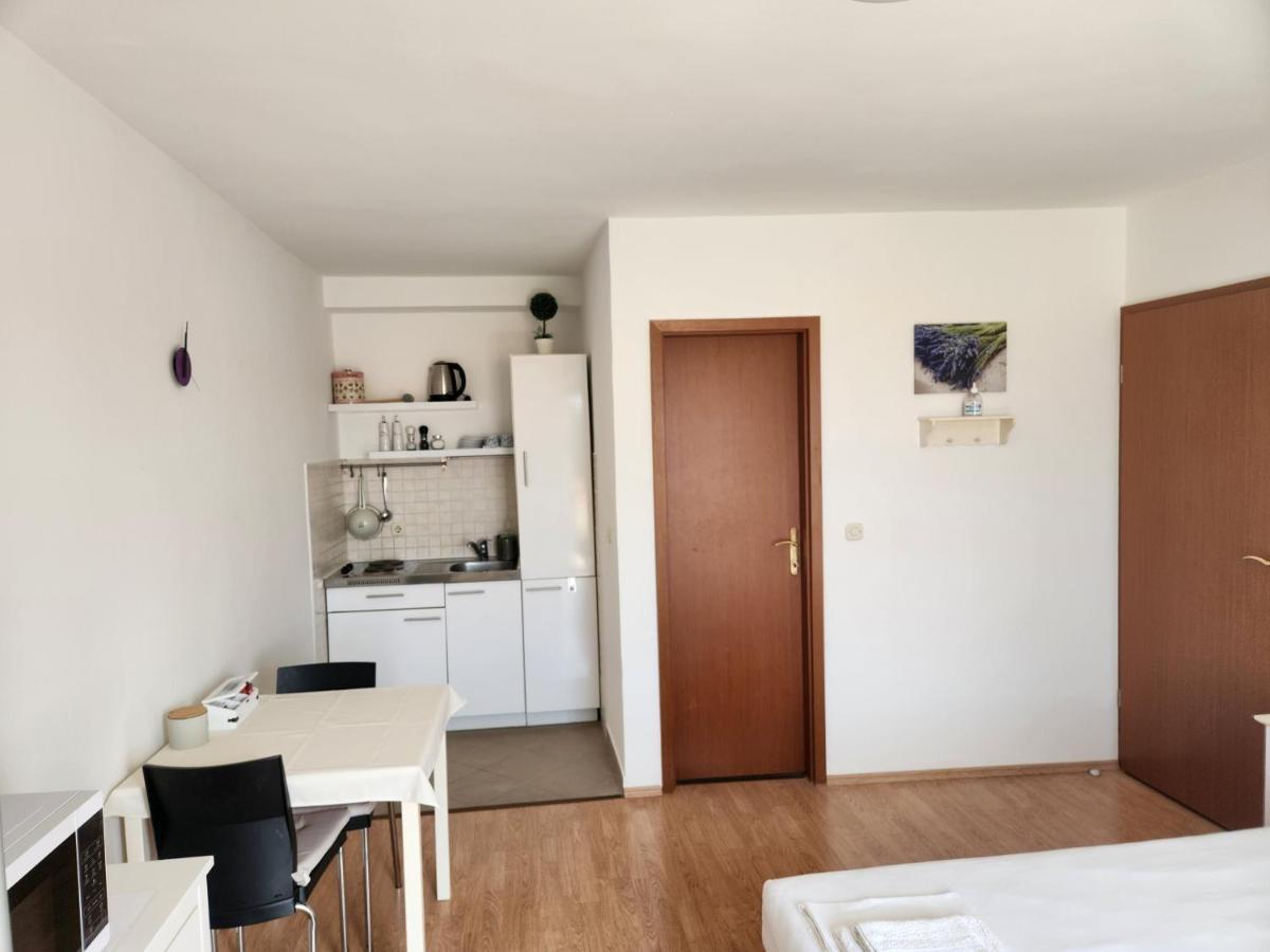 Apartmani Neva Supetar Εξωτερικό φωτογραφία