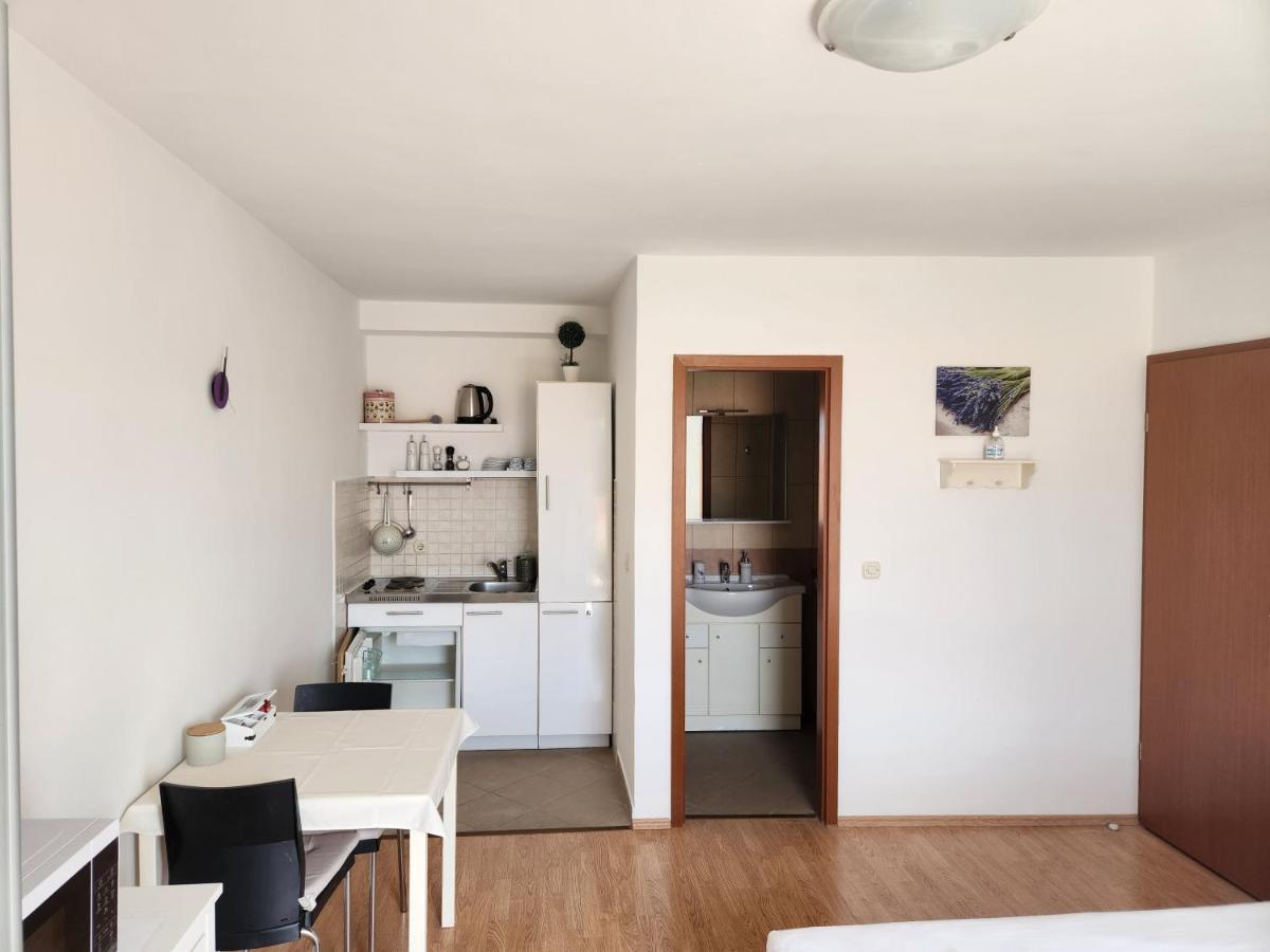 Apartmani Neva Supetar Εξωτερικό φωτογραφία