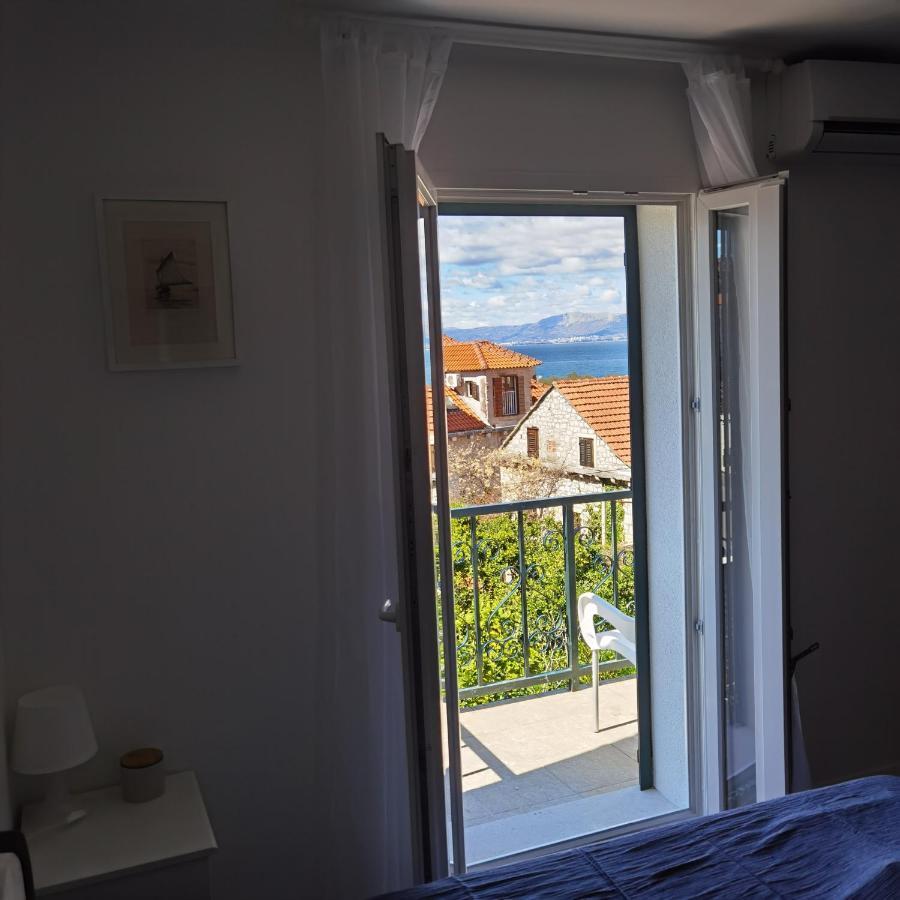 Apartmani Neva Supetar Εξωτερικό φωτογραφία