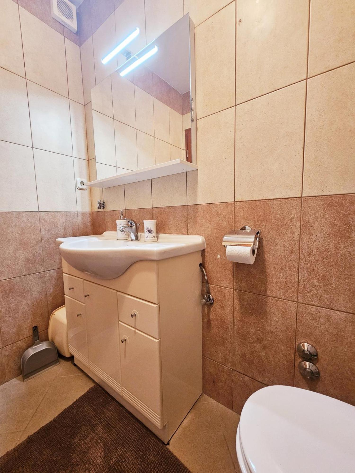 Apartmani Neva Supetar Εξωτερικό φωτογραφία