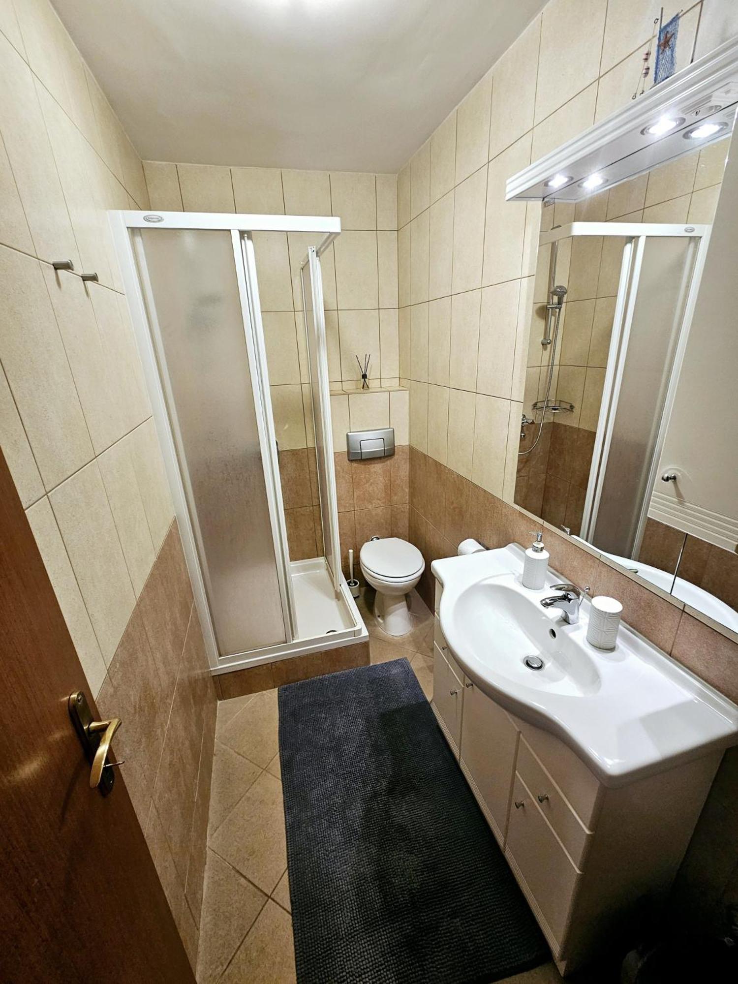Apartmani Neva Supetar Εξωτερικό φωτογραφία